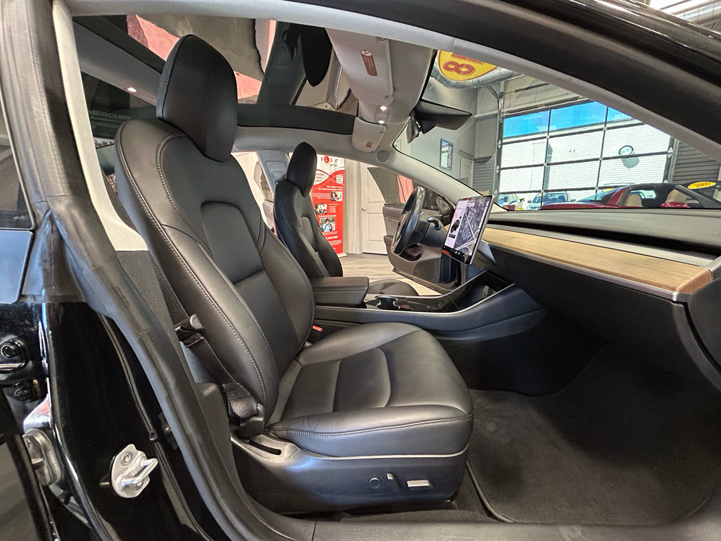 Used 2018 Tesla Model 3 Long Range AWD/4WD image 39