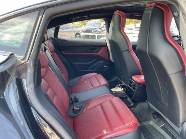 Used 2021 Porsche Taycan 4S AWD/4WD image 25