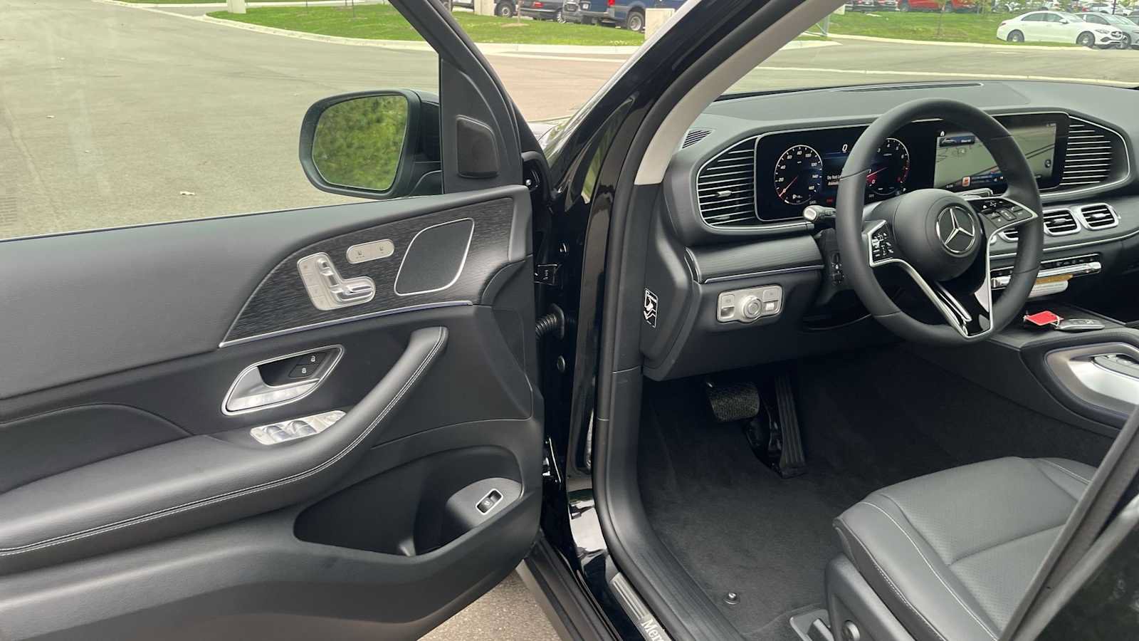 New 2026 Mercedes-Benz GLE 350 4MATIC image 16