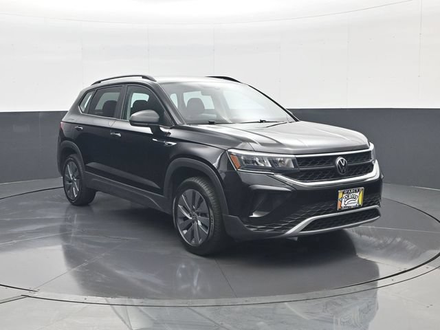 Used 2023 Volkswagen Taos S FWD image 3