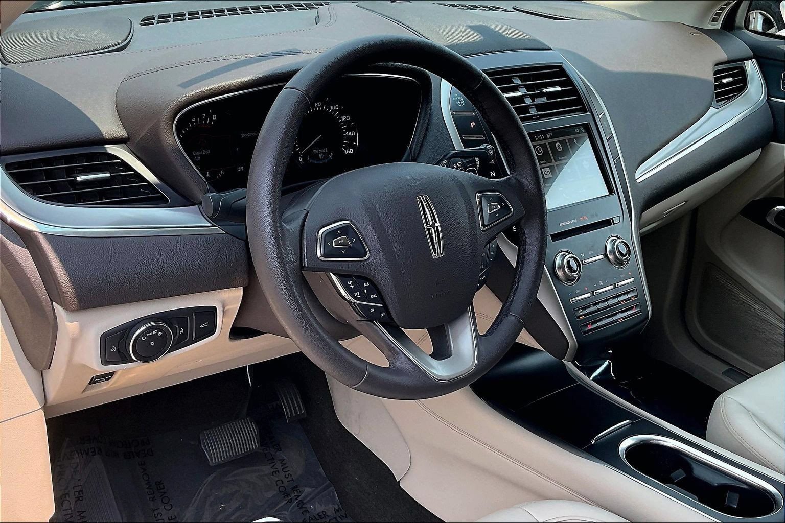 Used 2019 Lincoln MKC Premiere AWD/4WD image 17