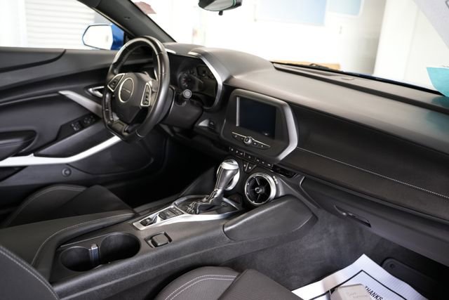 Used 2018 Chevrolet Camaro LT image 17