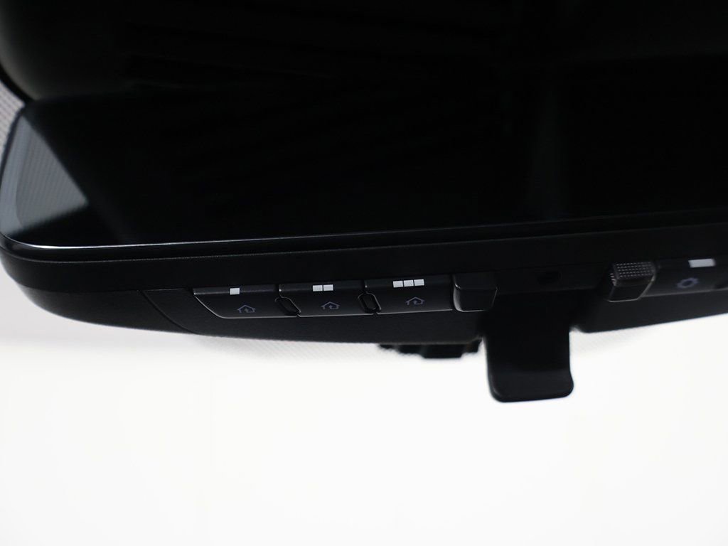 New 2025 Mitsubishi Outlander SEL image 54