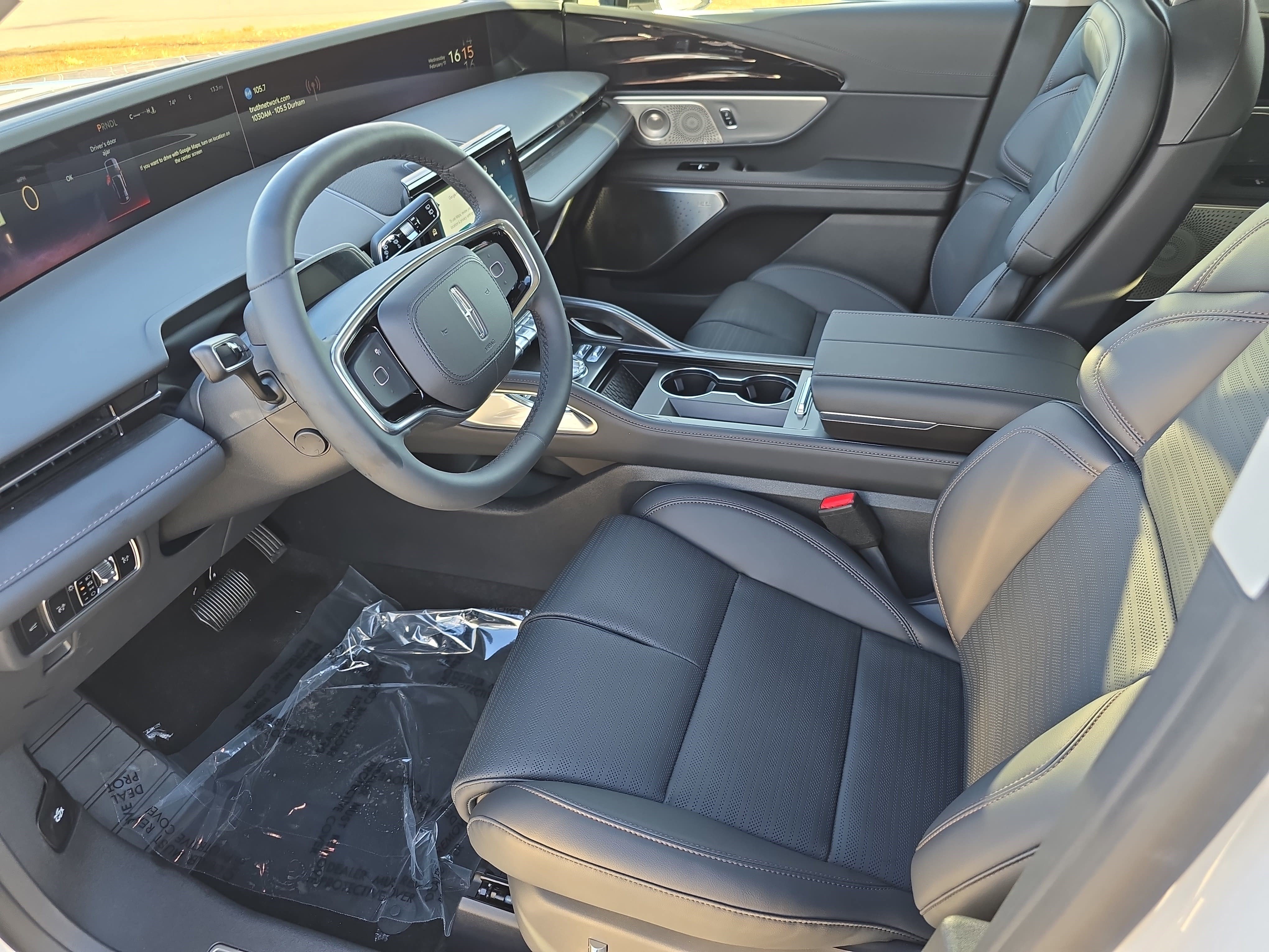 New 2026 Lincoln Nautilus Reserve AWD/4WD image 16