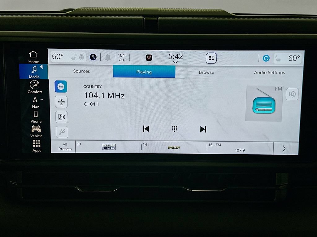 Used 2025 Jeep Gladiator Sport AWD/4WD image 17