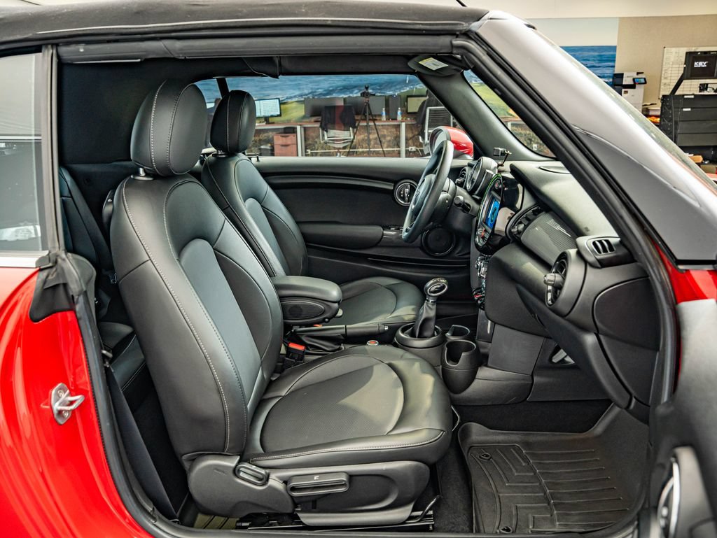 Used 2019 MINI Cooper Convertible FWD image 39
