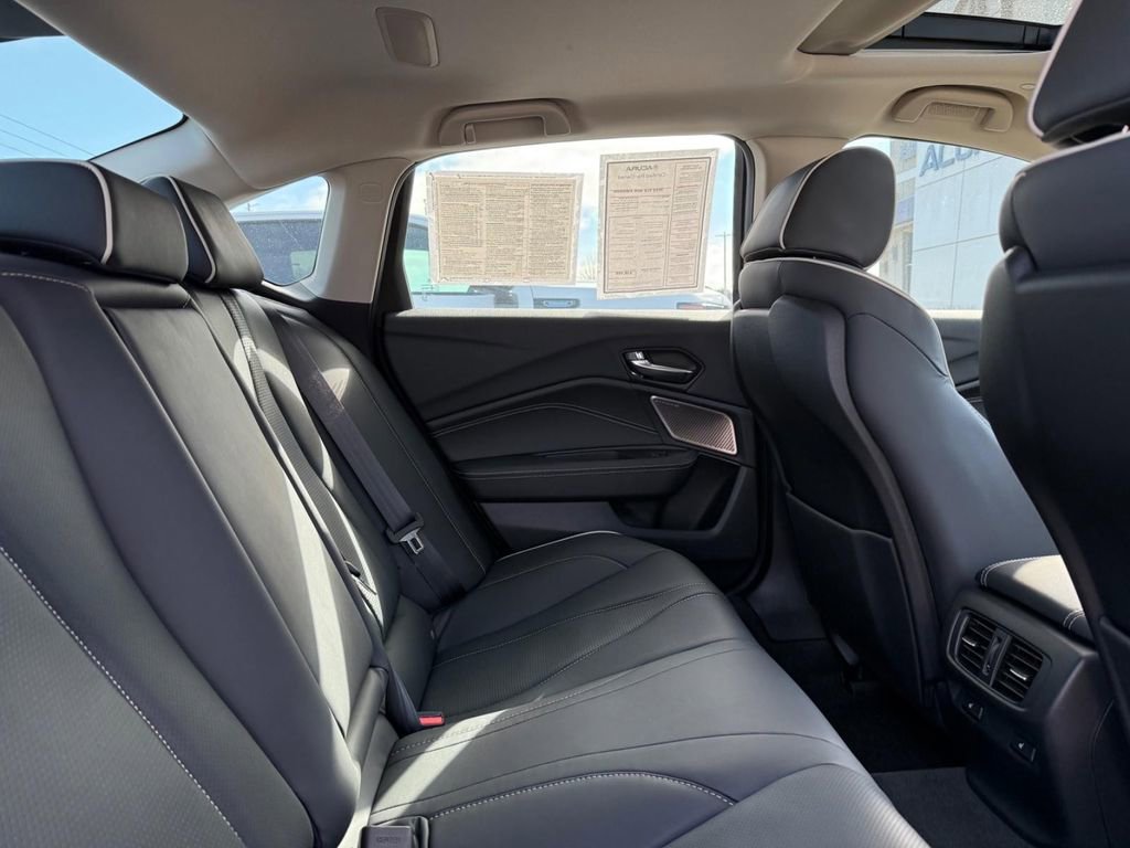 Certified 2023 Acura TLX SH-AWD w/ Advance Package image 10