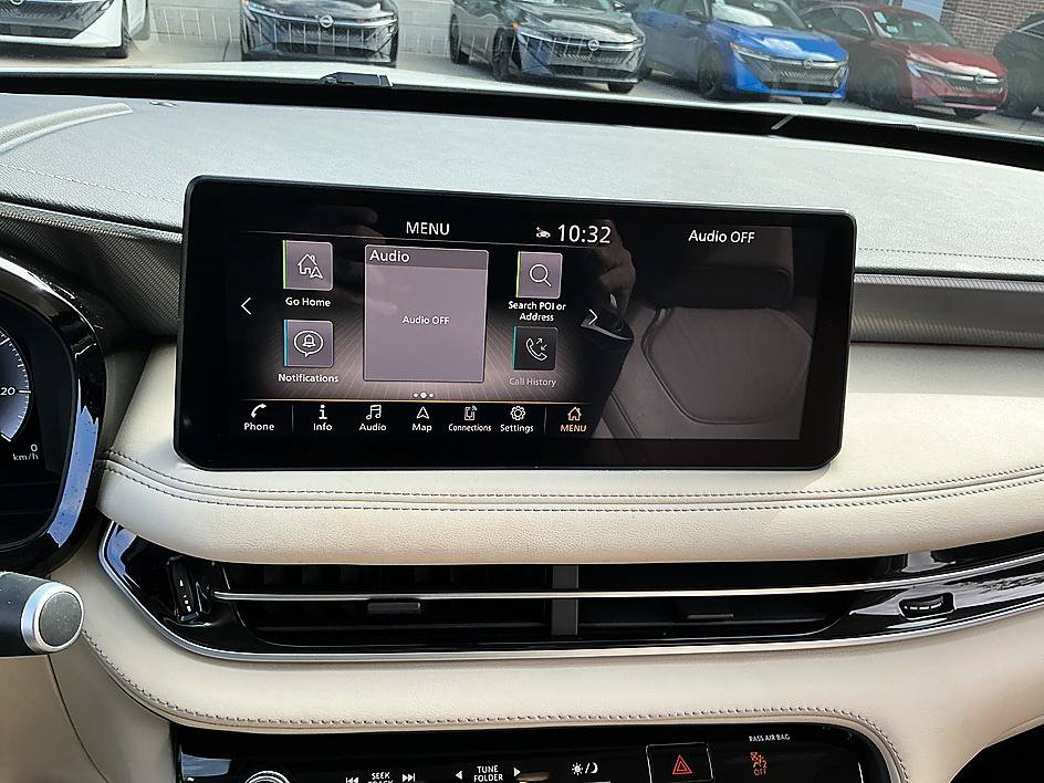 Used 2025 INFINITI QX60 Luxe FWD image 16