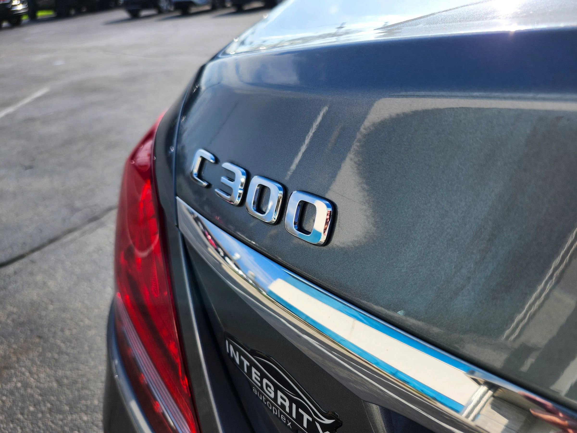 Used 2017 Mercedes-Benz C 300 4MATIC Sedan image 38