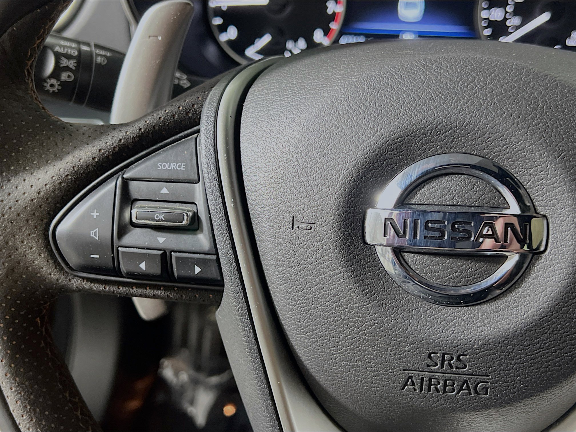 Used 2019 Nissan Maxima SR w/ Premium Package image 19