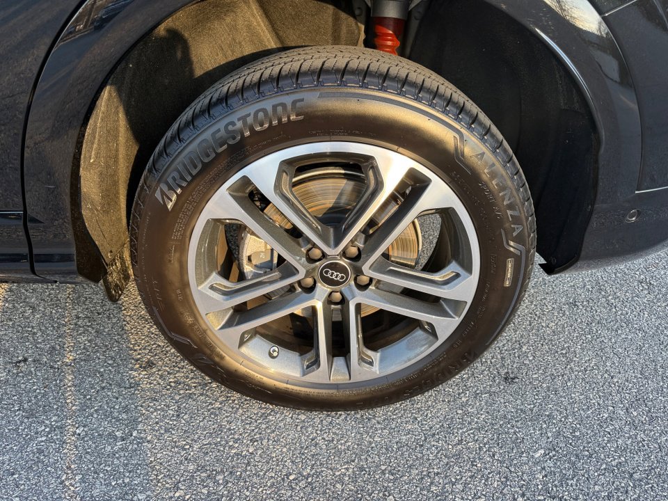 Certified 2025 Audi Q5 Premium w/ Convenience Package image 22