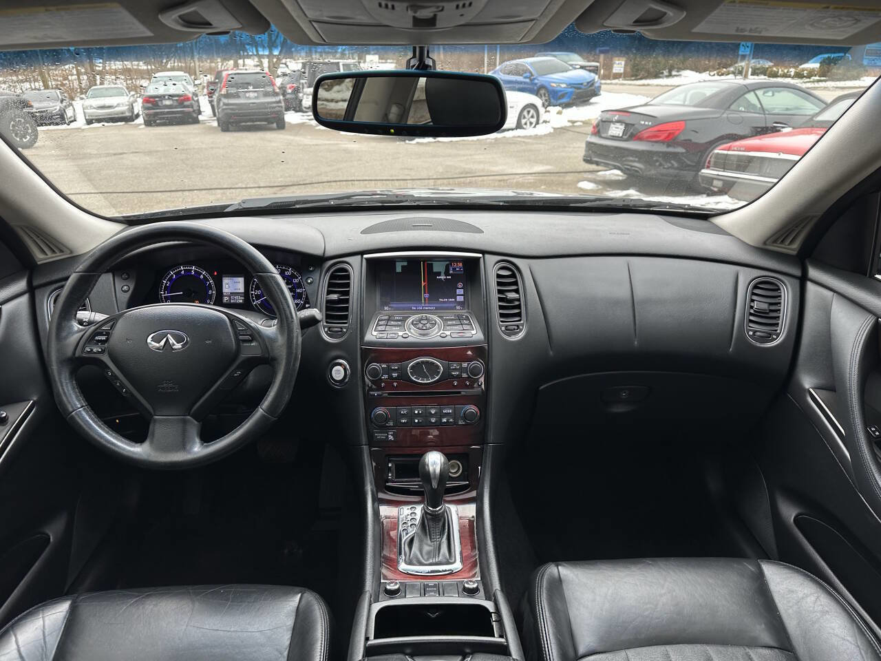 Used 2016 INFINITI QX50 AWD w/ Premium Plus Package image 27