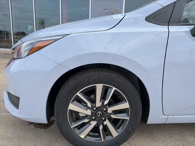 New 2025 Nissan Versa SV w/ Trunk Package FWD image 7