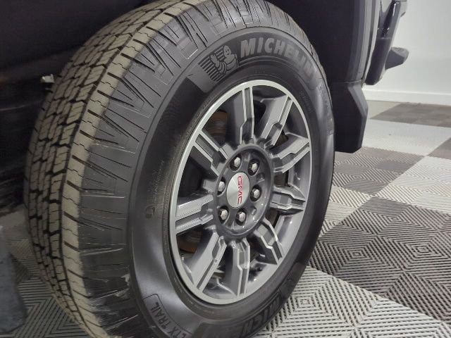 Used 2024 GMC Sierra 1500 AT4 AWD/4WD image 30