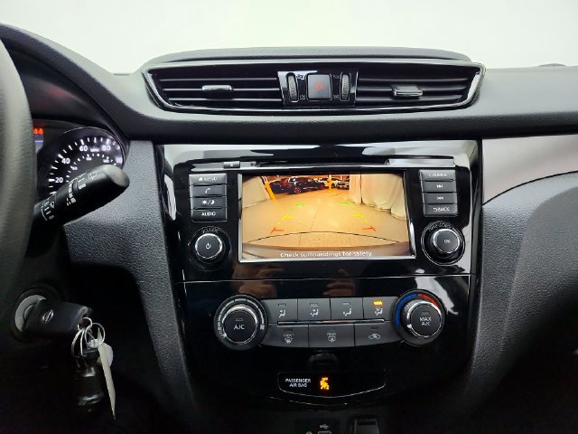 Used 2021 Nissan Rogue Sport S FWD image 25