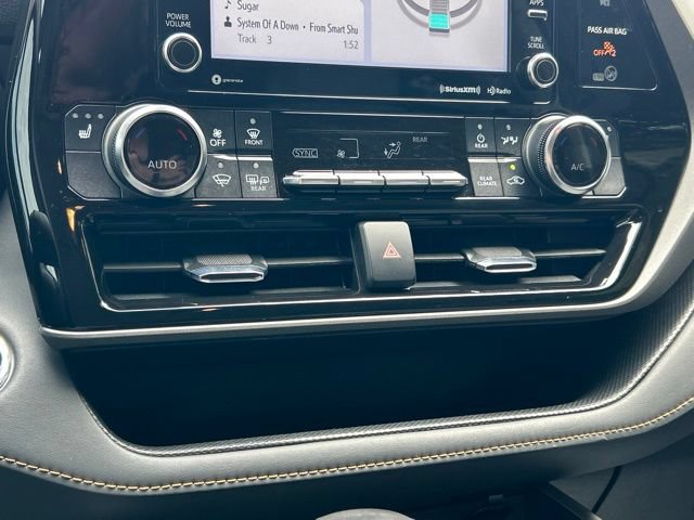 Used 2022 Toyota Highlander Bronze Edition AWD/4WD image 65