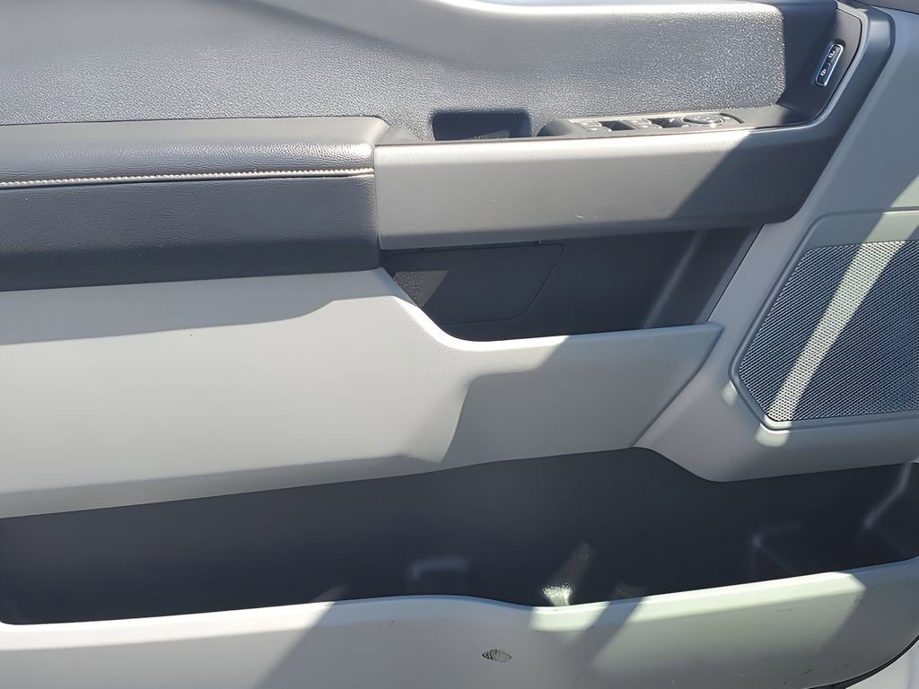 Used 2025 Ford F250 XLT image 39