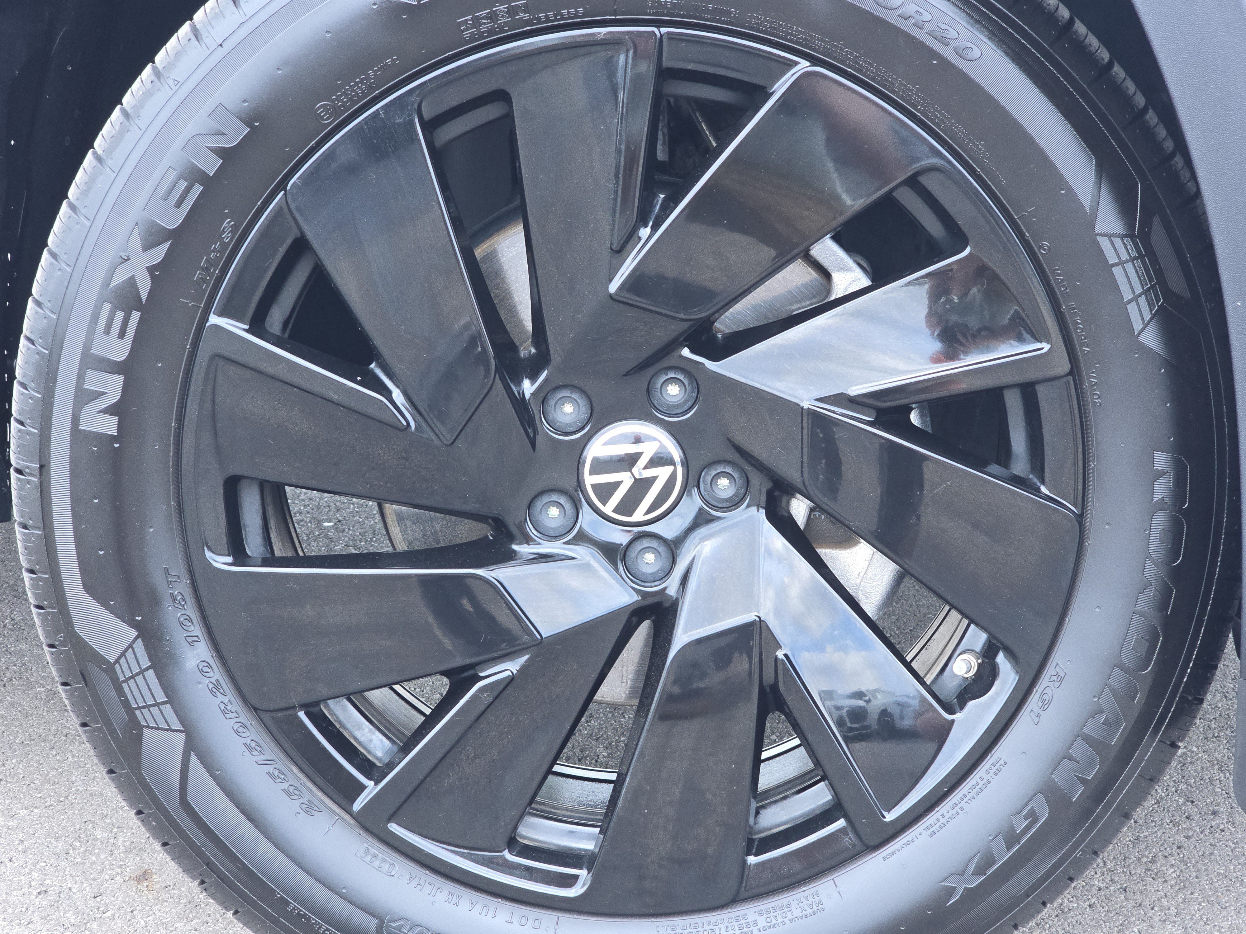 Certified 2026 Volkswagen Atlas SE AWD/4WD image 15