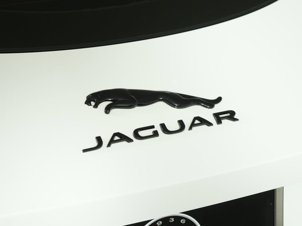 Used 2024 Jaguar F-TYPE R-Dynamic RWD image 9