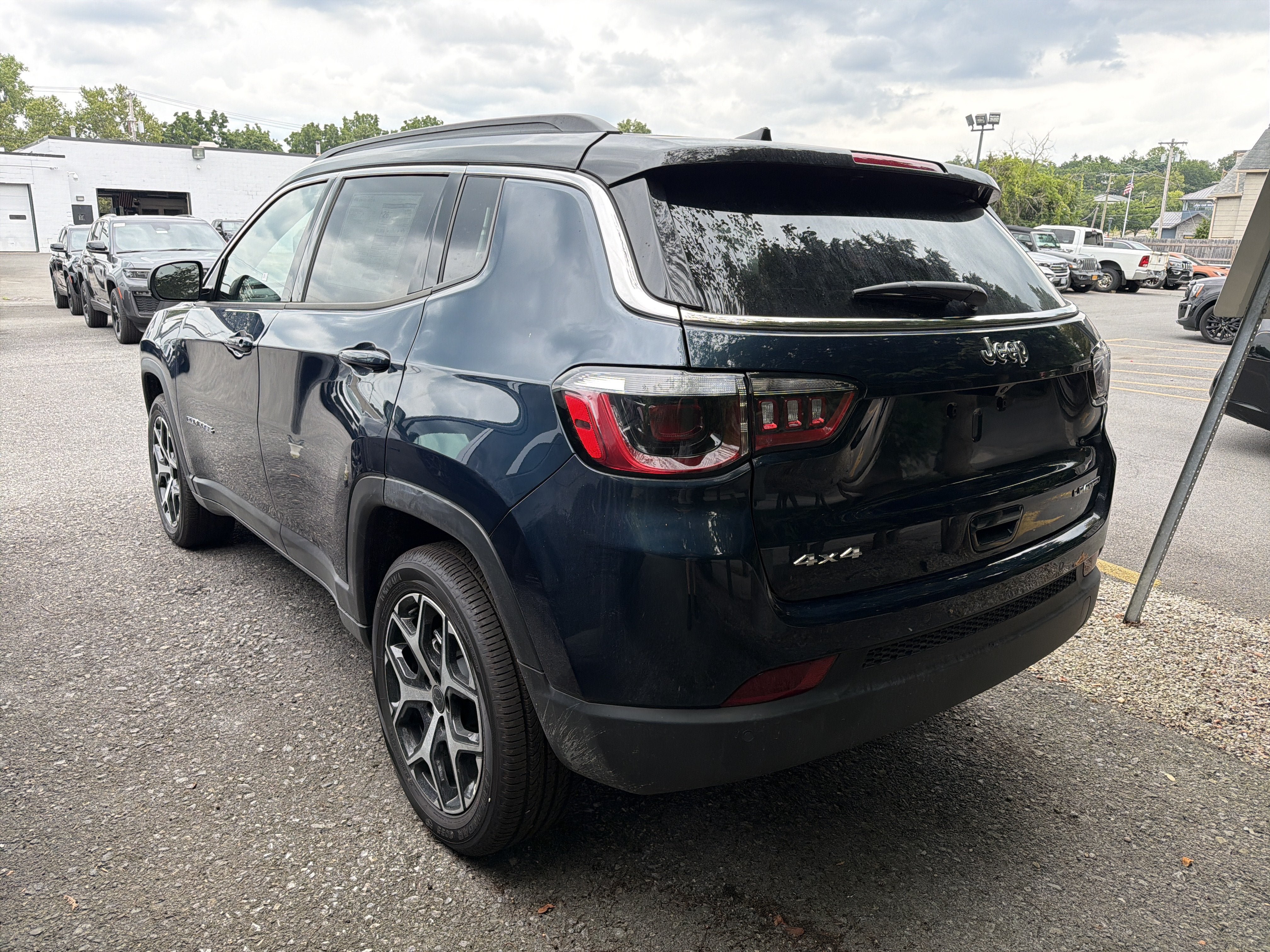 New 2026 Jeep Compass Limited AWD/4WD image 5