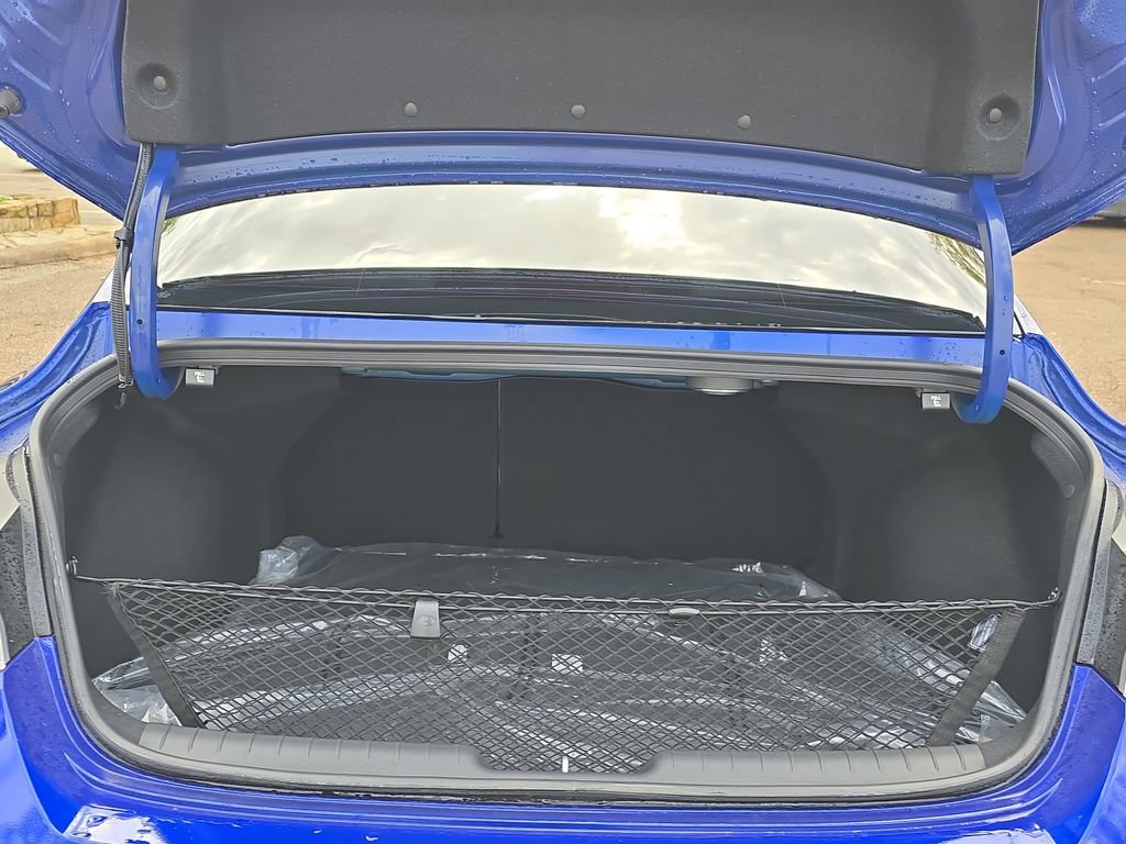 New 2026 Hyundai Elantra Limited image 12