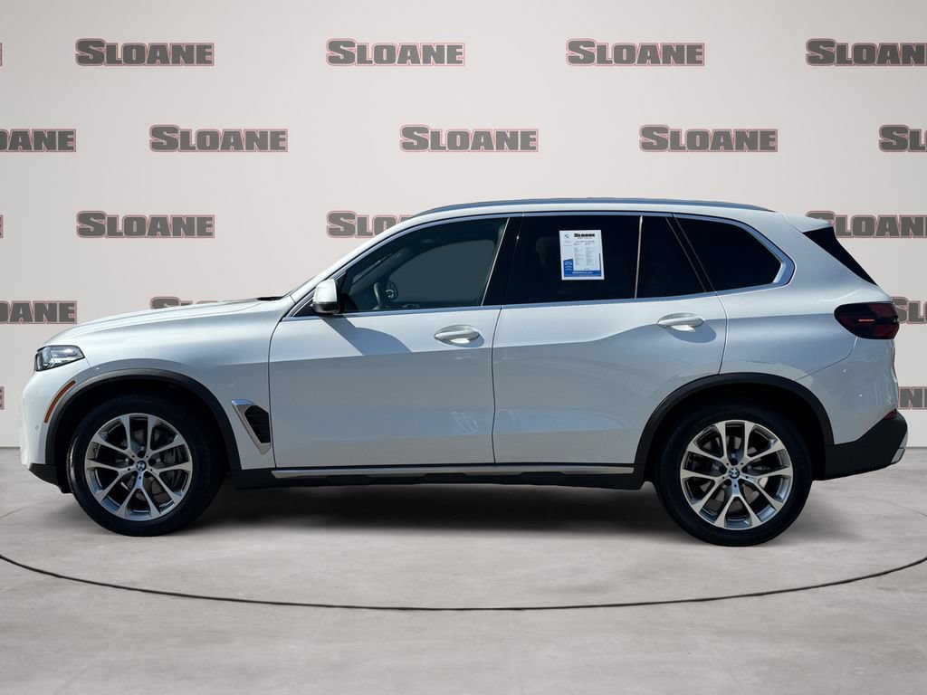 Used 2024 BMW X5 xDrive40i AWD/4WD image 2