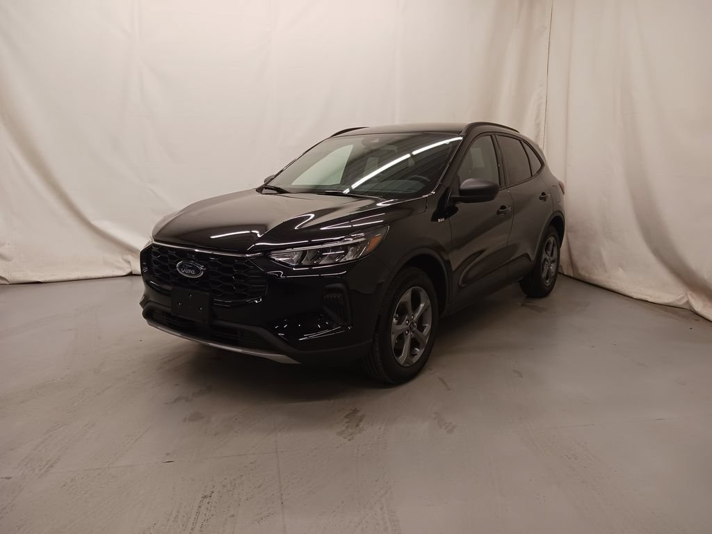 Used 2025 Ford Escape ST-Line AWD/4WD image 2
