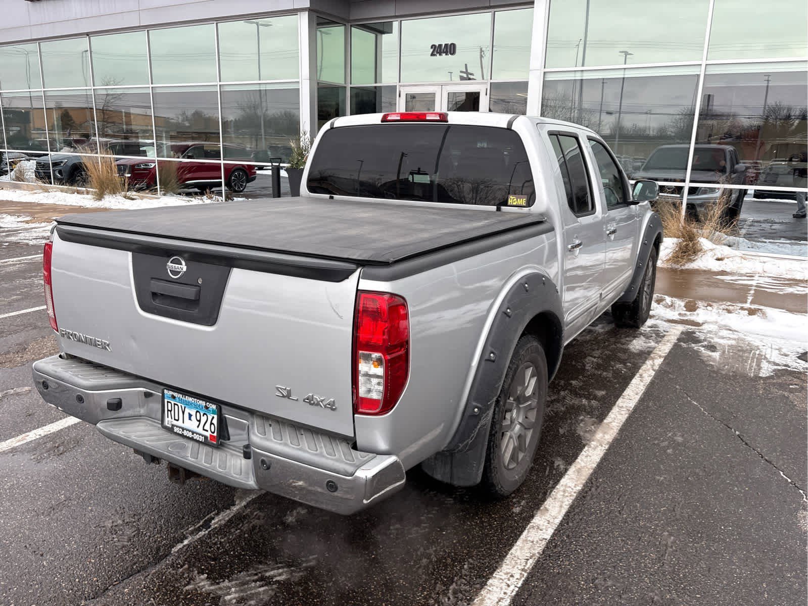 Used 2013 Nissan Frontier SL w/ Moonroof Pkg image 5