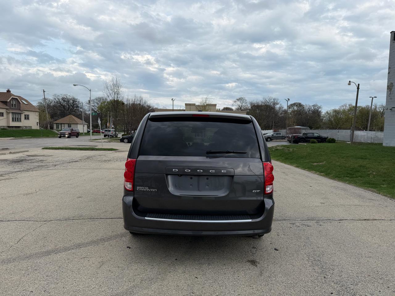 Used 2017 Dodge Grand Caravan GT w/ Safety Sphere Group FWD image 6