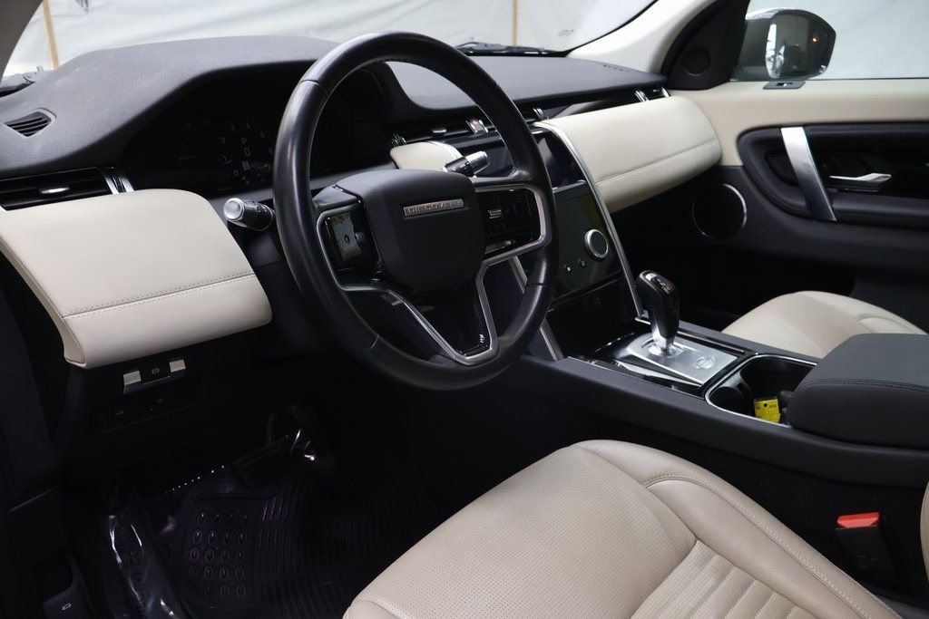 Used 2021 Land Rover Discovery Sport SE image 18