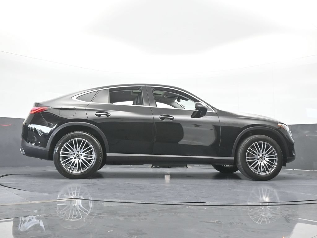 Used 2025 Mercedes-Benz GLC 300 4MATIC image 63