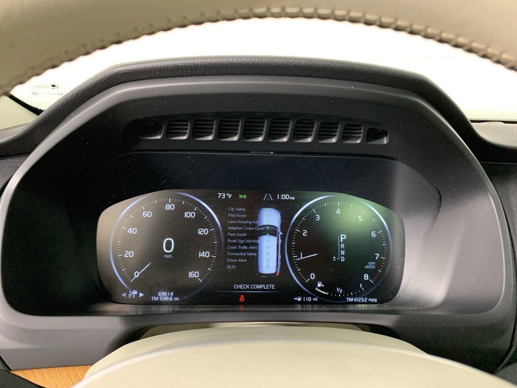 Used 2021 Volvo XC90 T6 Momentum image 23