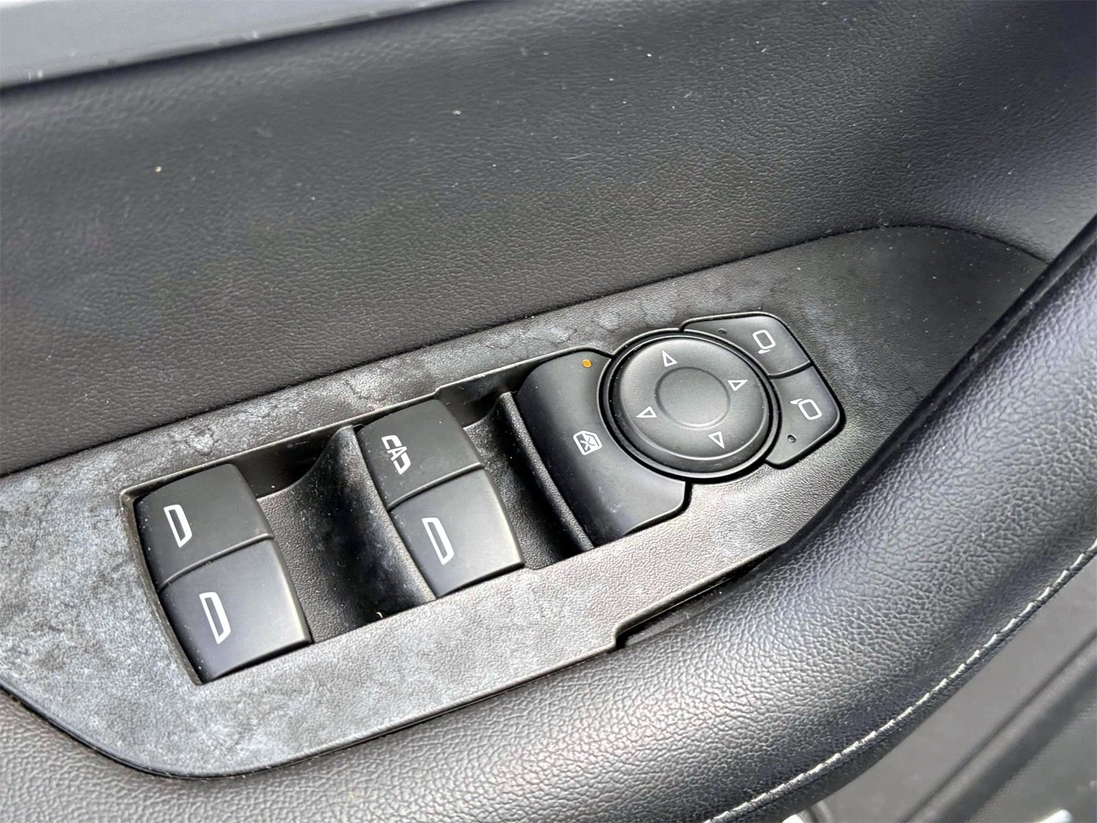 Used 2020 Chevrolet Blazer LT w/ Sound & Technology Package image 41