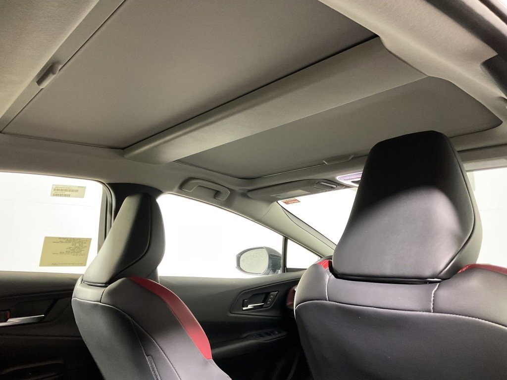 New 2025 Toyota Prius Plug-In Hybrid image 2