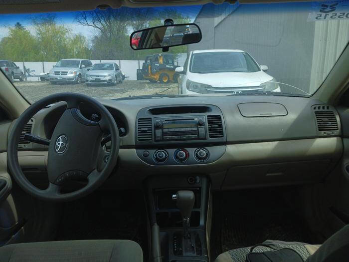 Used 2005 Toyota Camry LE FWD image 32