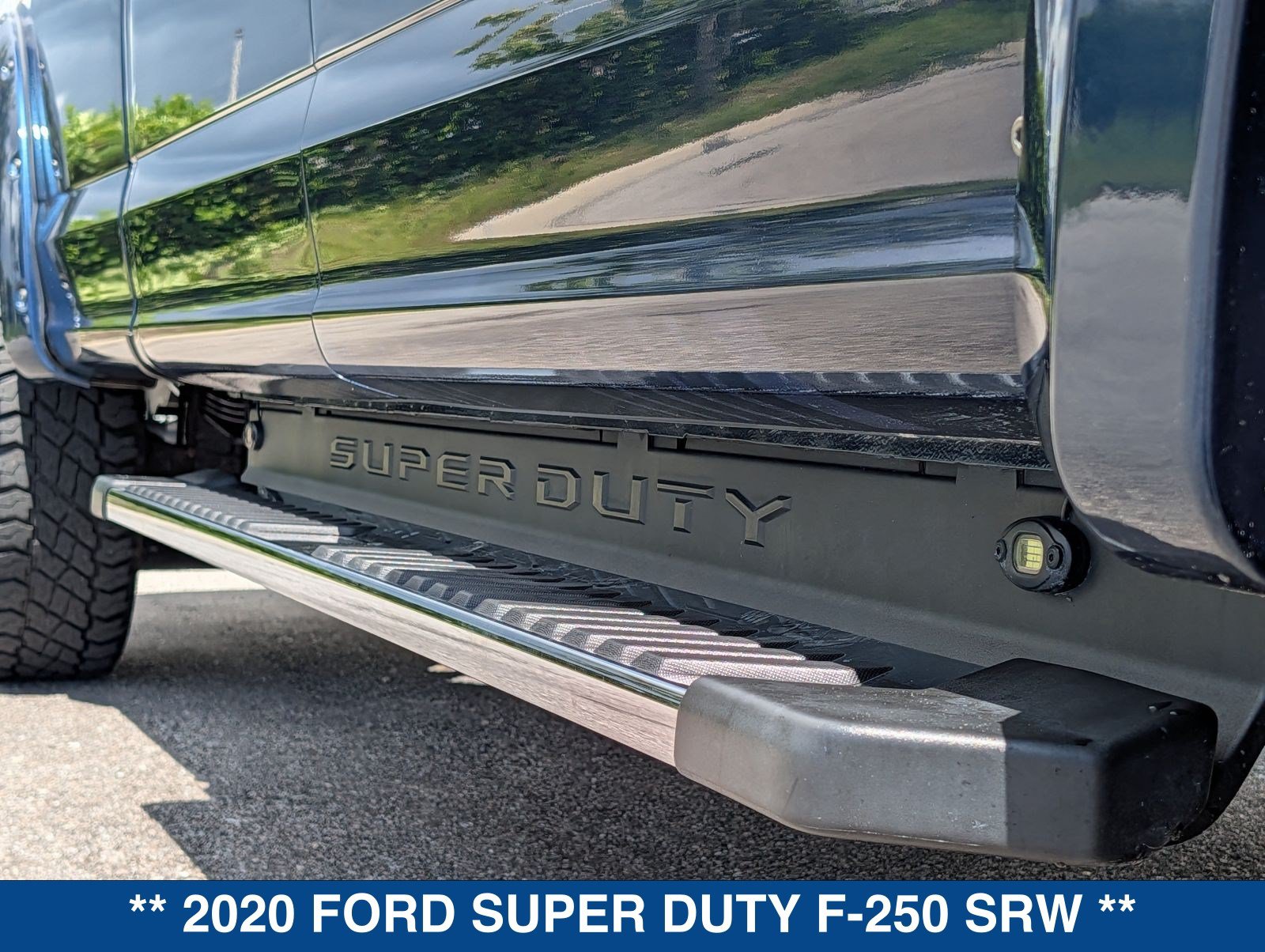 Used 2020 Ford F250 Lariat w/ Lariat Ultimate Package AWD/4WD image 16