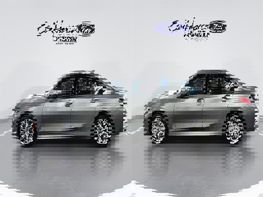 Used 2023 BMW 330i Sedan image 5