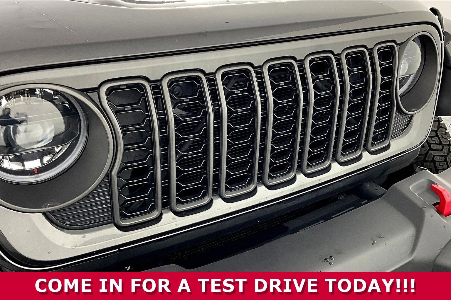 Used 2024 Jeep Wrangler Unlimited Rubicon image 31