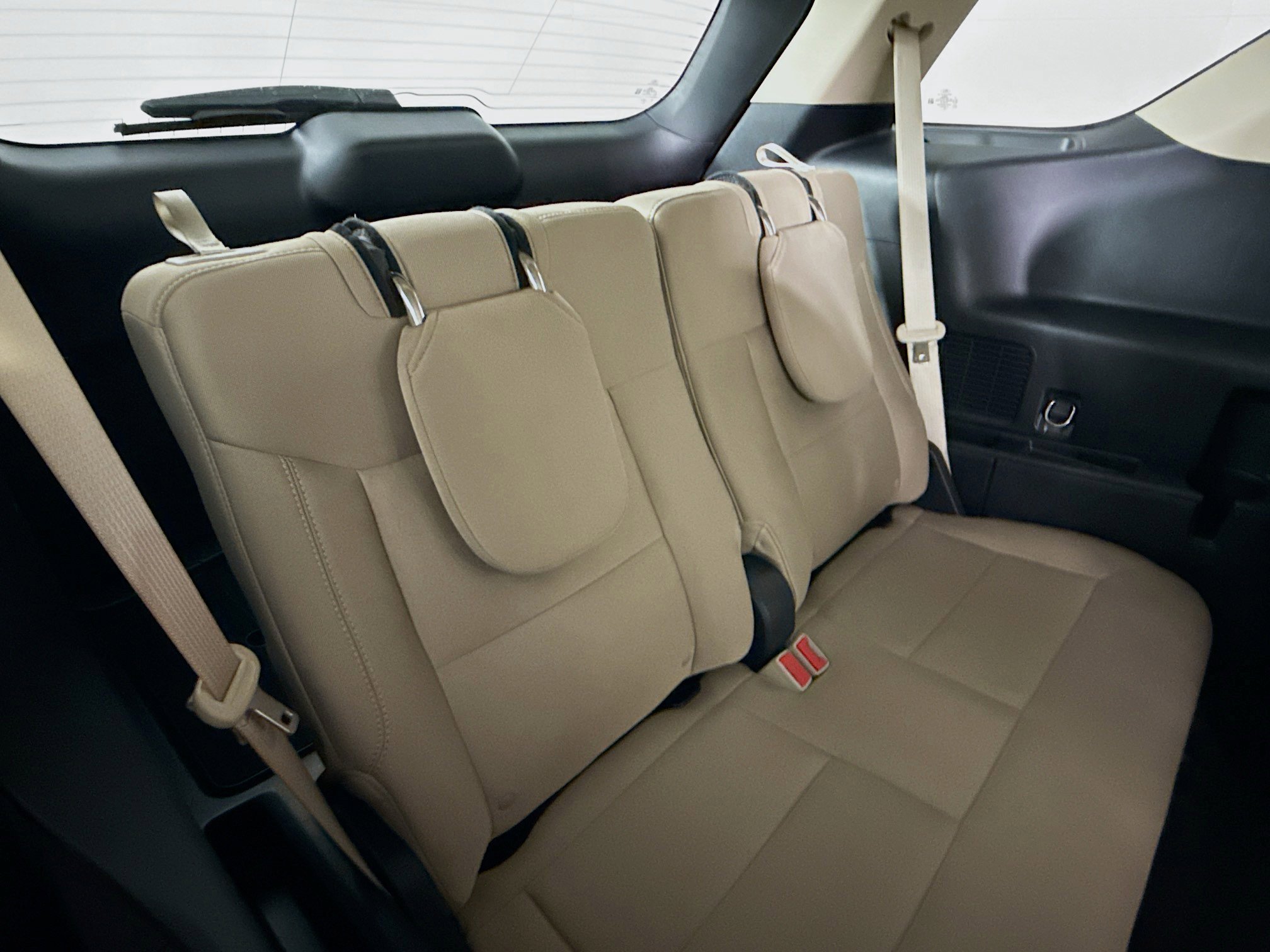 Used 2022 Ford Explorer XLT image 33