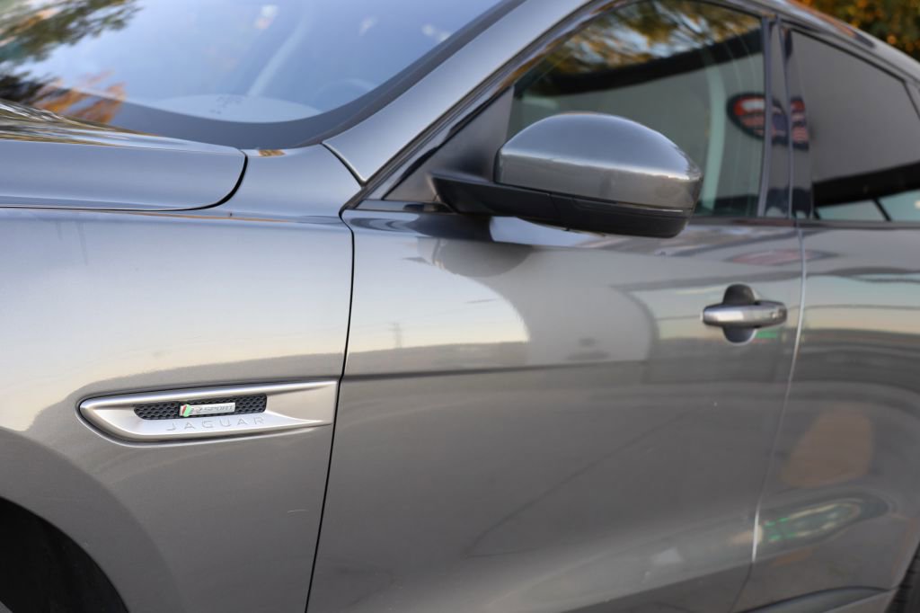 Used 2018 Jaguar F-PACE R-Sport AWD/4WD image 37