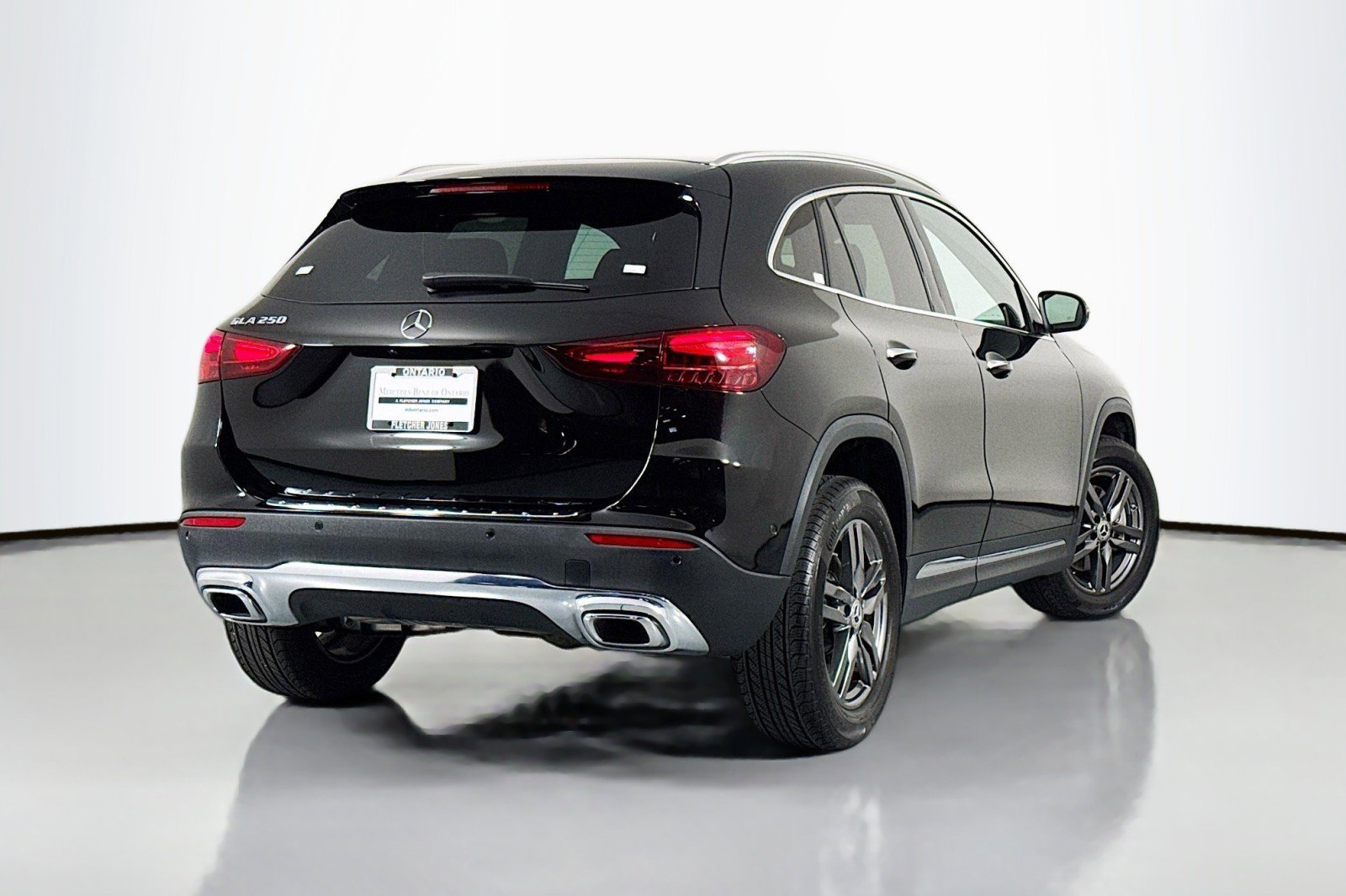 Certified 2025 Mercedes-Benz GLA 250 image 12