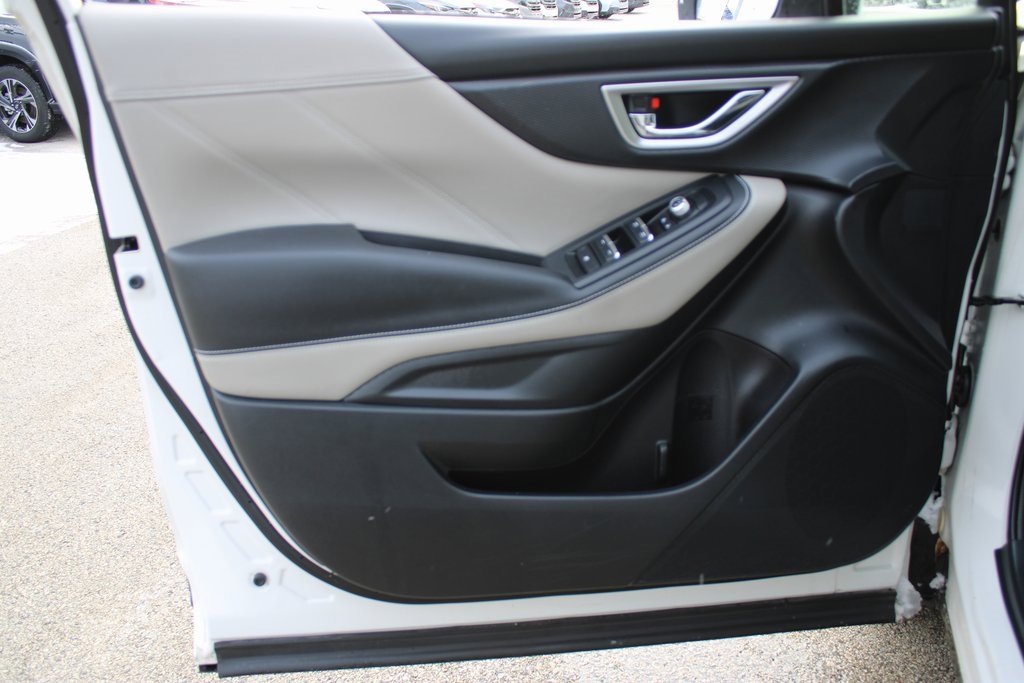 Used 2023 Subaru Forester Limited image 9