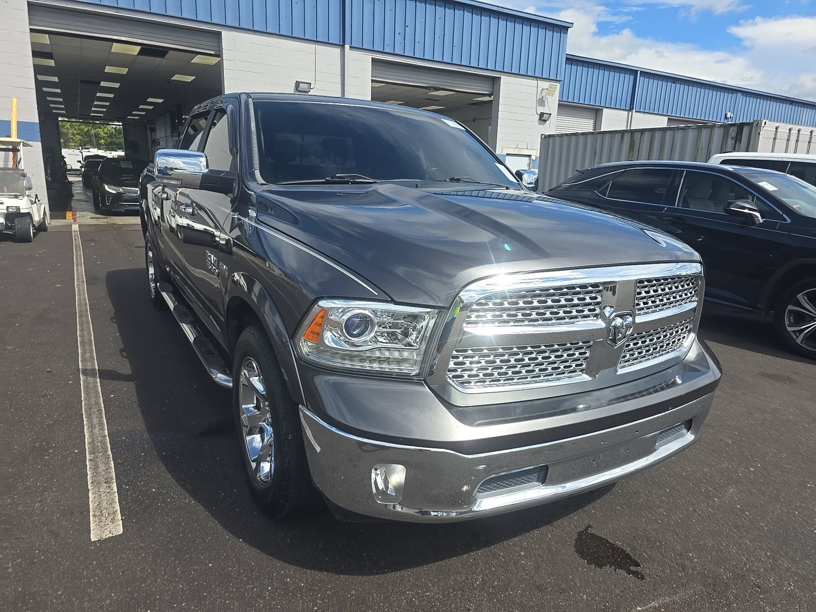 Used 2018 RAM 1500 Laramie RWD image 4