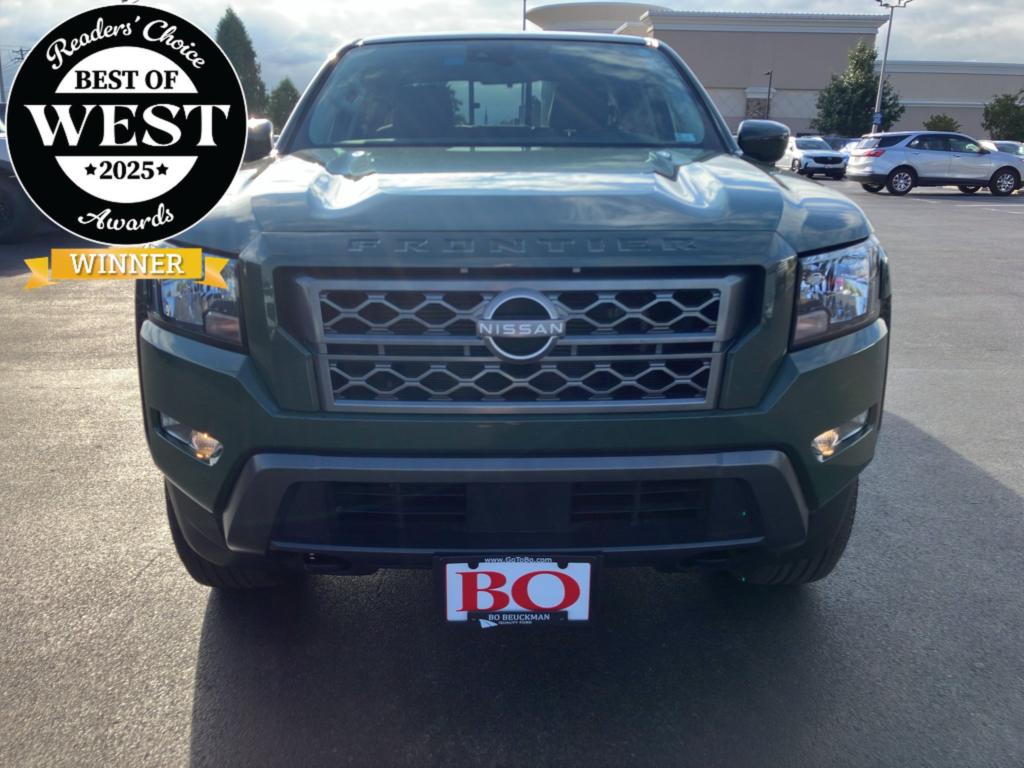 Used 2022 Nissan Frontier SV