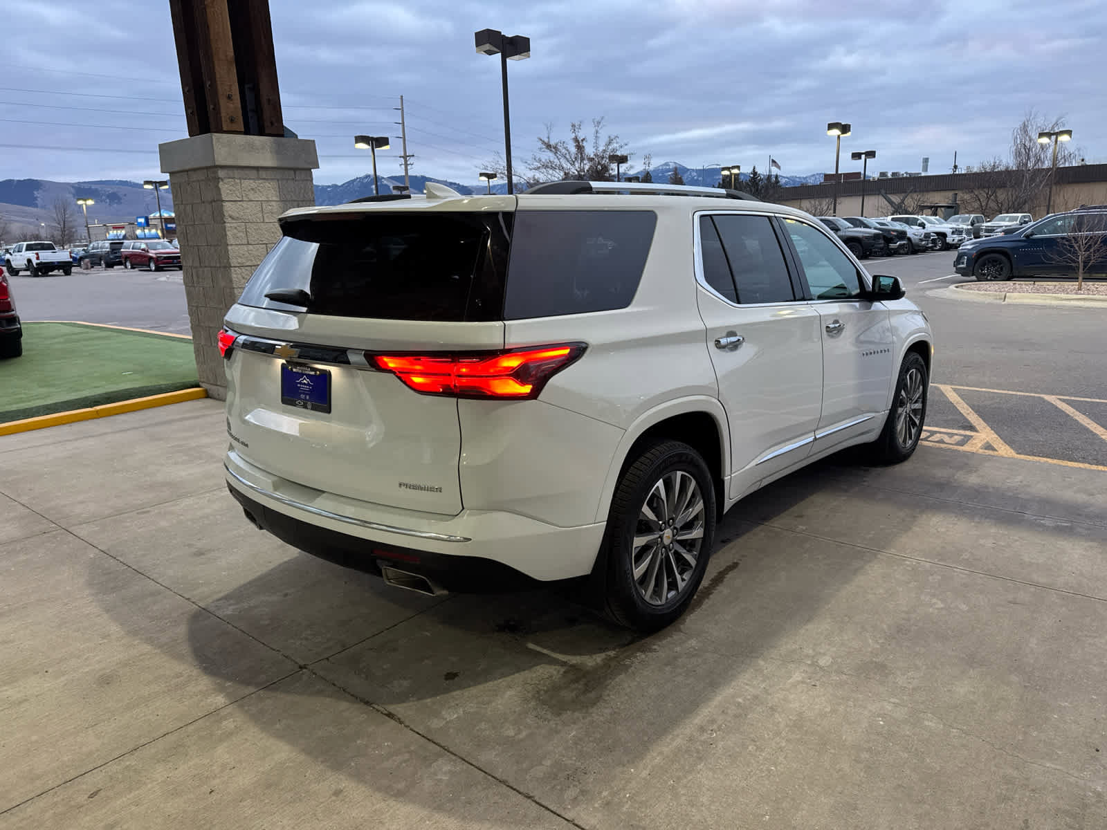 Certified 2023 Chevrolet Traverse Premier image 4