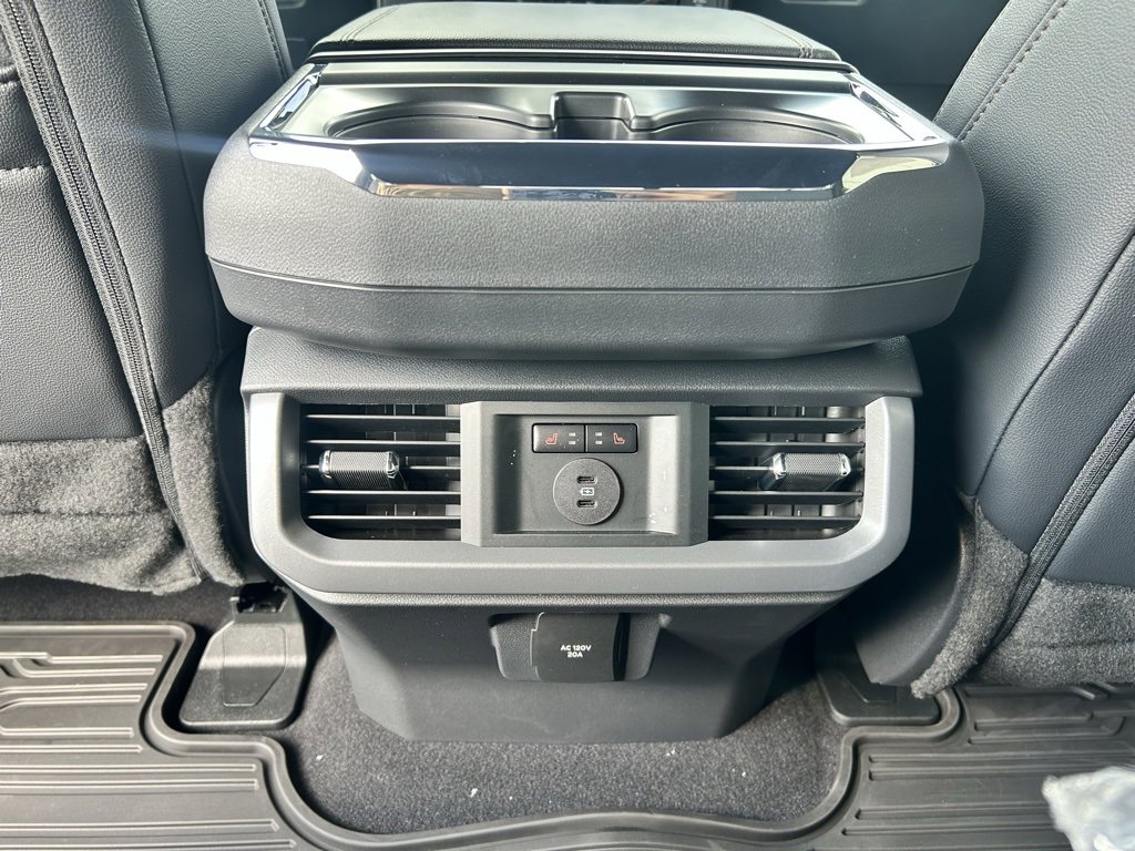 New 2025 Ford F150 Lightning Lariat image 19