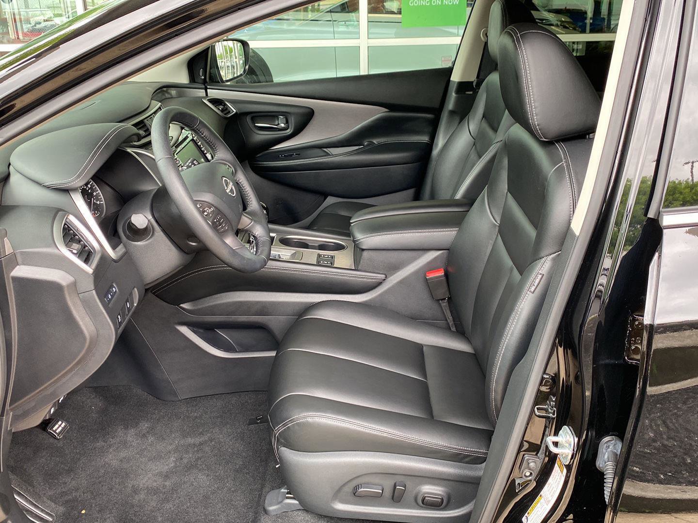 Certified 2024 Nissan Murano SV w/ SV Midnight Edition Package AWD/4WD image 19
