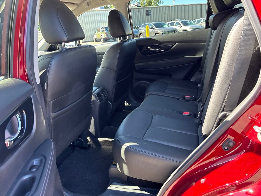 Used 2020 Nissan Rogue SL AWD/4WD image 17