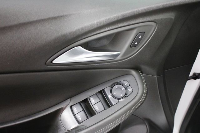 Used 2024 Buick Encore GX Sport Touring image 16