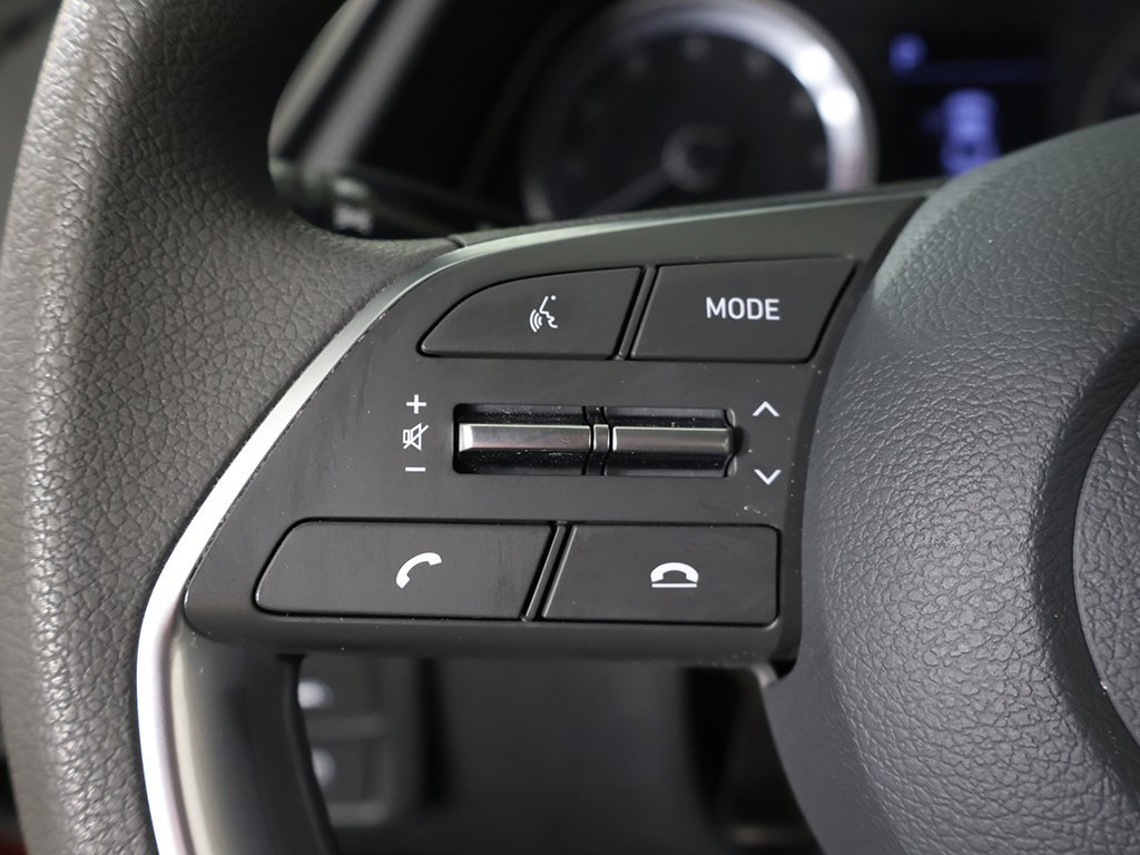 Used 2023 Hyundai Sonata SE w/ Preferred Accessory Package image 38